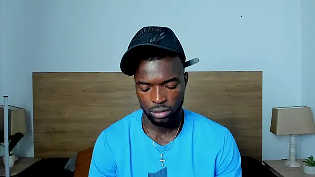 Dylan Taylor online show from January 17, 2:49 am