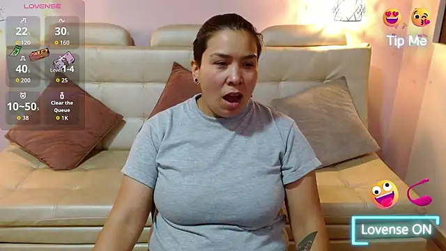 Snapshot of nato_evans chatting on December 5, 3:04 am nato evans online show from December 5, 3:04 am