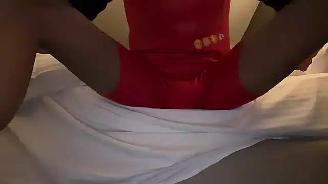 Snapshot of skarfosbabes69 chatting on January 26, 9:40 am skarfosbabes69 online show from January 26, 9:40 am