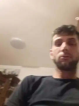 Snapshot of dariodario chatting on January 14, 3:12 am dariodario online show from January 14, 3:12 am