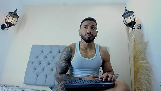 bruno miller  online show from May 25, 9:32 pm