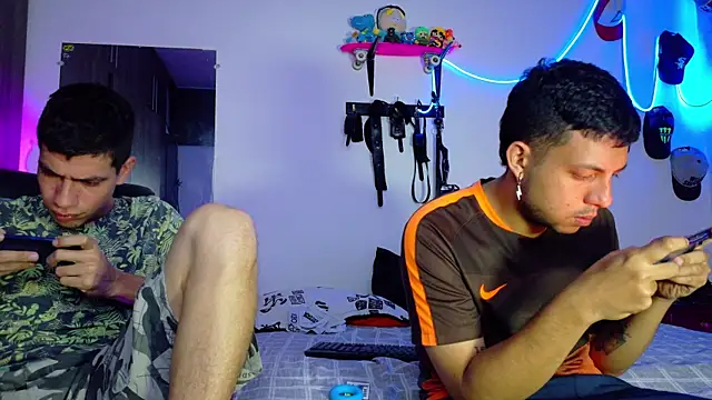 Nymphobuddies online show from January 21, 2:33 am