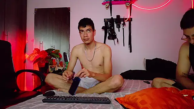 Nymphobuddies online show from January 26, 4:51 am