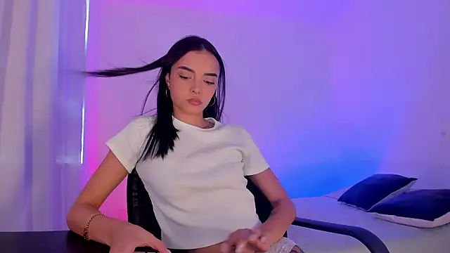 AnabelWolf online show from March 1, 8:21 pm