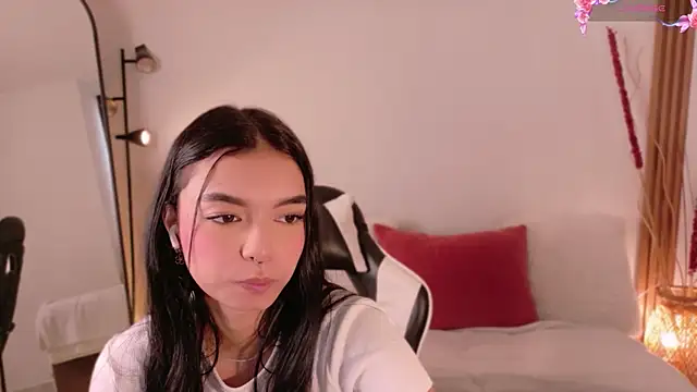 AnabelWolf online show from July 31, 3:44 pm