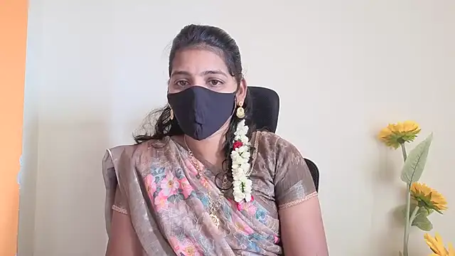 Tamil Shalini Lustyy online show from March 18, 4:48 am