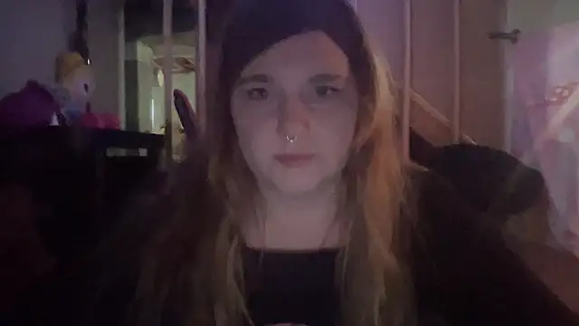Snapshot of thickgingergoddess chatting on January 23, 4:59 pm thickgingergoddess online show from January 23, 4:59 pm