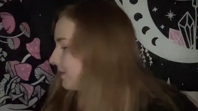 Snapshot of thickgingergoddess chatting on January 30, 10:30 pm thickgingergoddess online show from January 30, 10:30 pm