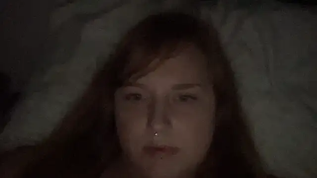 Snapshot of thickgingergoddess chatting on February 9, 10:09 am thickgingergoddess online show from February 9, 10:09 am