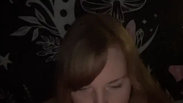 Snapshot of thickgingergoddess chatting on February 27, 4:09 am thickgingergoddess online show from February 27, 4:09 am
