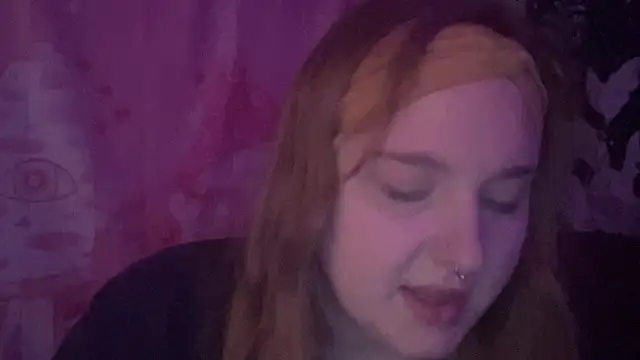 Snapshot of thickgingergoddess chatting on March 19, 5:17 pm thickgingergoddess online show from March 19, 5:17 pm