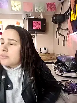 Victoria Ponce1 online show from October 27, 5:17 pm