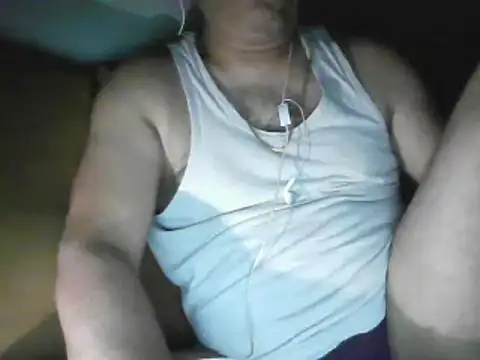 Snapshot of samee00721 chatting on February 2, 5:37 pm samee00721 online show from February 2, 5:37 pm