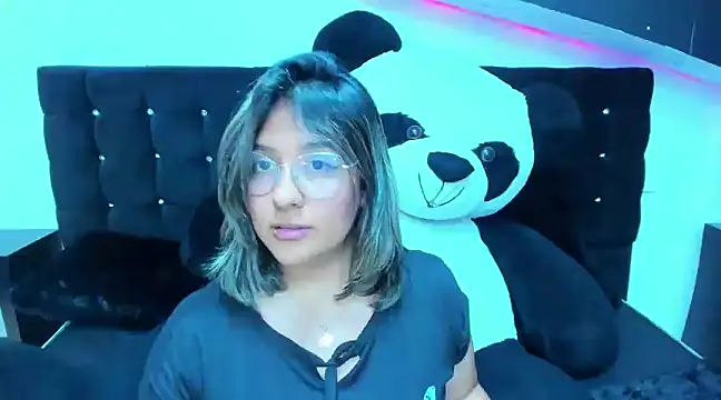 Pandoracherry online show from January 4, 9:54 am