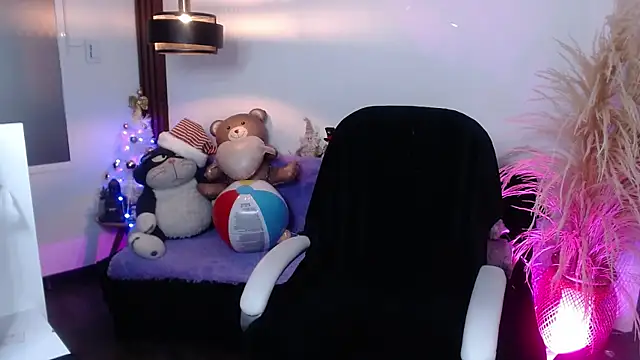 Snapshot of salome_drasin chatting on November 18, 9:58 am salome drasin online show from November 18, 9:58 am