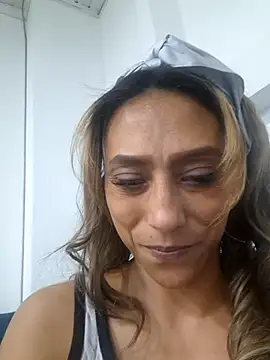 Snapshot of salome_drasin chatting on November 25, 10:43 pm salome drasin online show from November 25, 10:43 pm