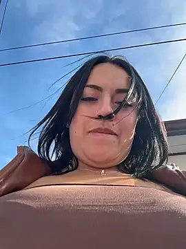 LIZ-06  online show from April 30, 8:57 pm