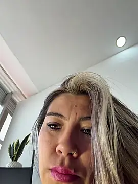 LIZ-06  online show from July 22, 1:14 pm