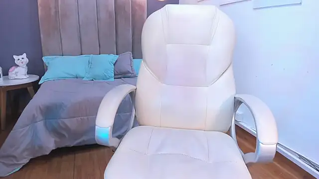 cami rouxxx  online show from January 14, 12:54 am