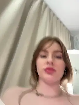 Snapshot of CaseyCumFace chatting on January 23, 1:51 am CaseyCumFace online show from January 23, 1:51 am
