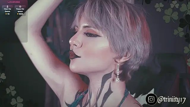 Snapshot of Trinity___s chatting on March 19, 1:43 am Trinity s online show from March 19, 1:43 am