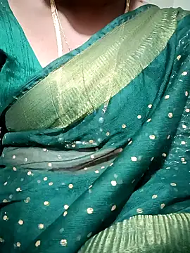 Snapshot of Cute-chinny chatting on January 9, 1:56 pm Cute-chinny online show from January 9, 1:56 pm