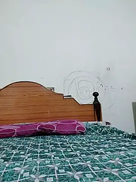 Snapshot of Cute-chinny chatting on February 3, 12:58 am Cute-chinny online show from February 3, 12:58 am