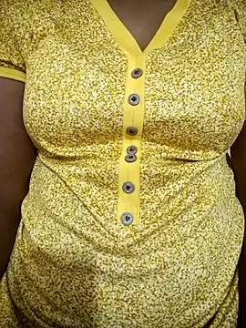 Cute-chinny online show from June 22, 9:45 pm