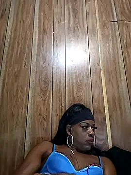 Snapshot of kobrashekyng chatting on November 30, 10:47 pm kobrashekyng online show from November 30, 10:47 pm