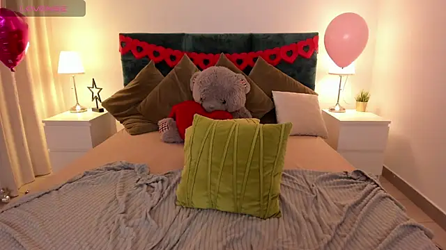 Snapshot of AmA_lia_ chatting on February 28, 11:58 am AmA lia  online show from February 28, 11:58 am