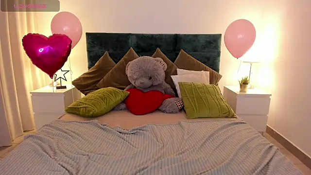 Snapshot of AmA_lia_ chatting on March 6, 1:14 pm AmA lia  online show from March 6, 1:14 pm