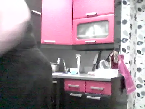 Snapshot of Lisa_Suzie chatting on February 14, 2:02 pm Lisa Suzie online show from February 14, 2:02 pm