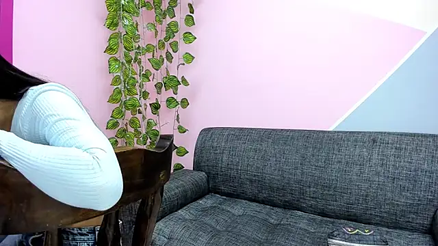 Snapshot of dakota-bright01 chatting on February 17, 12:59 pm dakota-bright01 online show from February 17, 12:59 pm