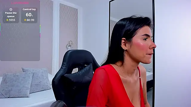 stephanya  online show from October 7, 2:31 am