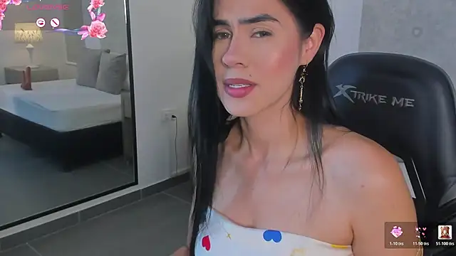 stephanya  online show from July 17, 12:45 pm