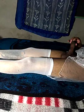 manuamador online show from October 17, 4:15 am