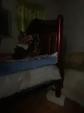 Snapshot of manuamador chatting on May 7, 4:51 am manuamador online show from May 7, 4:51 am