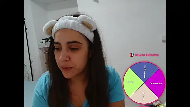 Snapshot of Ursumi1 chatting on October 24, 8:33 am Ursumi1 online show from October 24, 8:33 am