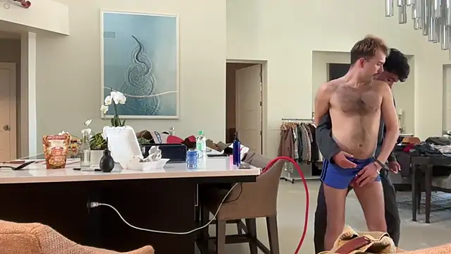 Snapshot of 69woodinson chatting on February 8, 6:33 pm 69woodinson online show from February 8, 6:33 pm