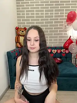 BeatriceReeves online show from February 12, 1:00 am