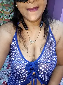 Sexy Mona Bhabhi online show from October 12, 5:12 pm