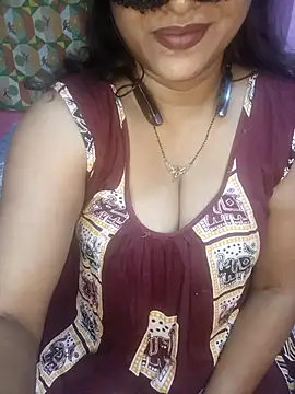 Sexy Mona Bhabhi online show from November 17, 5:41 pm