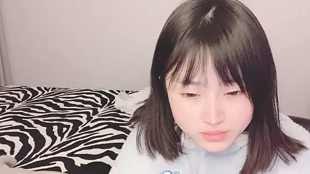 Snapshot of ffccvjsexx chatting on January 12, 12:12 pm ffccvjsexx online show from January 12, 12:12 pm