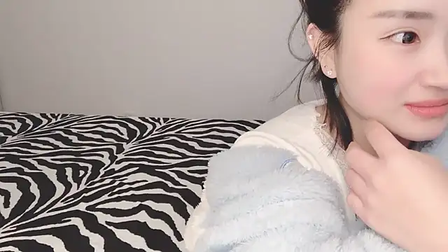 Snapshot of ffccvjsexx chatting on January 14, 12:56 pm ffccvjsexx online show from January 14, 12:56 pm