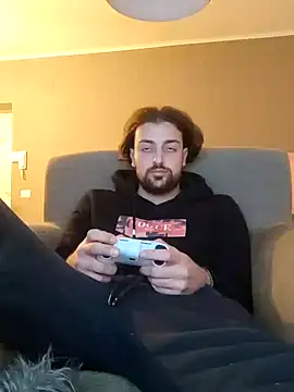 salvat22 online show from December 14, 12:55 pm