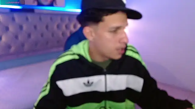 Snapshot of Jheidertwink chatting on January 12, 3:39 am Jheidertwink online show from January 12, 3:39 am