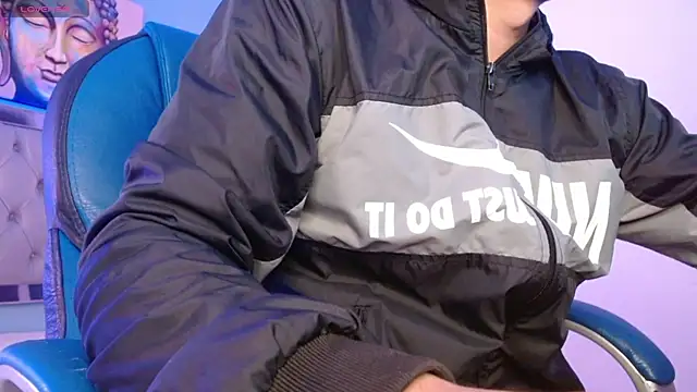 Snapshot of Jheidertwink chatting on January 21, 3:59 am Jheidertwink online show from January 21, 3:59 am