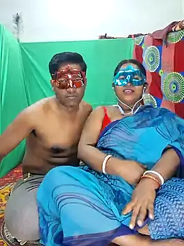 Real Desi Couple online show from January 15, 7:44 pm