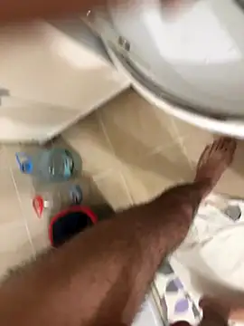 Snapshot of denizli18 chatting on November 15, 9:28 am denizli18 online show from November 15, 9:28 am