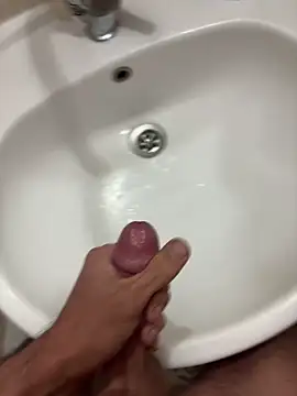 Snapshot of denizli18 chatting on November 25, 7:25 pm denizli18 online show from November 25, 7:25 pm